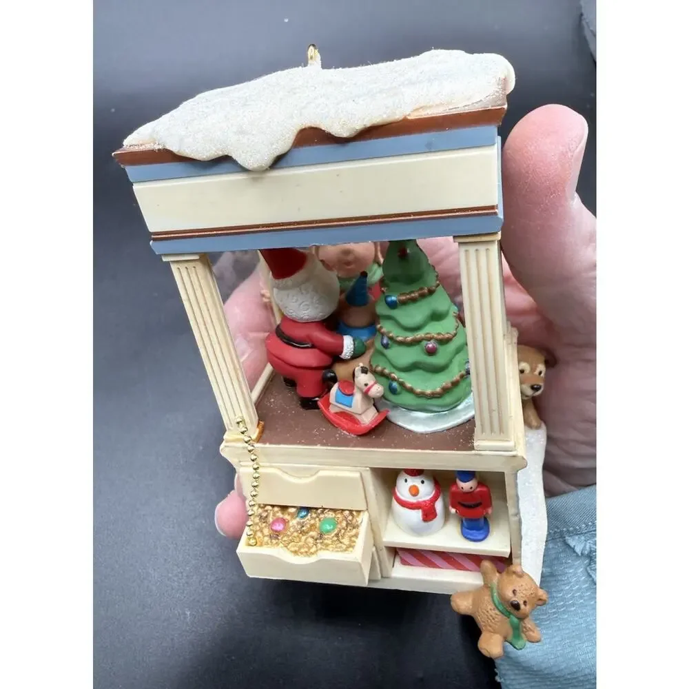 CHRISTMAS WINDOW 10th KOC Member Exclusive Hallmark Ornament Jangles Toys Lo16